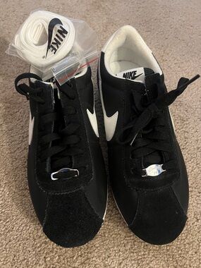 Nike Black with White Swoosh Retro Runners